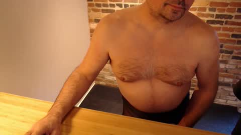 Snapshot of abitlikethat chatting on April 17, 2026, 10:24 pm abitlikethat online show from April 17, 2026, 10:24 pm
