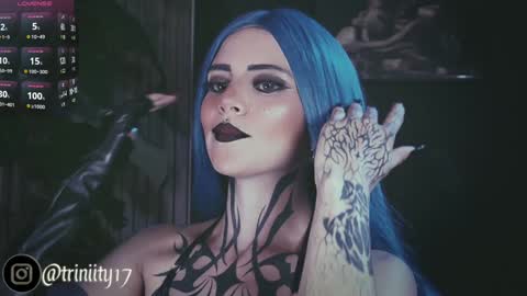 Snapshot of abril__colen chatting on January 2, 2025, 12:02 am April online show from January 2, 2025, 12:02 am