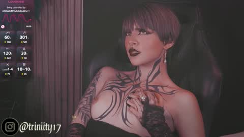 Snapshot of abril__colen chatting on February 16, 2025, 8:44 pm April online show from February 16, 2025, 8:44 pm