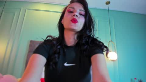 Abril jones online show from December 23, 2024, 2:17 pm