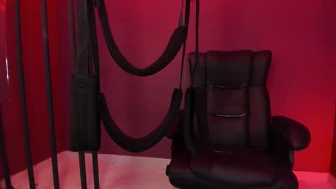 Abril jones online show from February 22, 2025, 6:06 am