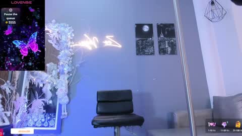 Snapshot of abril_ricci chatting on December 22, 2024, 10:38 am Abril online show from December 22, 2024, 10:38 am