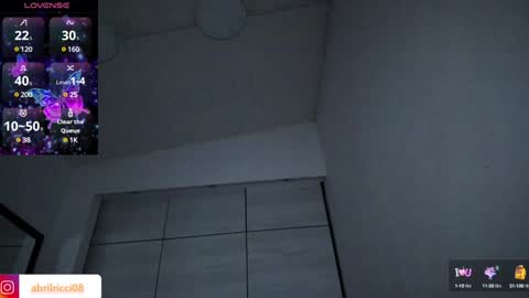 Snapshot of abril_ricci chatting on January 23, 2025, 10:43 am Abril online show from January 23, 2025, 10:43 am