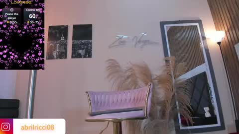 Snapshot of abril_ricci chatting on February 24, 2025, 6:27 am Abril online show from February 24, 2025, 6:27 am