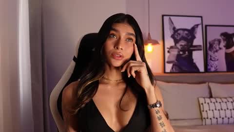 Snapshot of abril_w18 chatting on December 5, 2025, 8:49 pm My name is Alexa. Please say hello I like to chat with you. If you have requests please use tip online show from December 5, 2025, 8:49 pm
