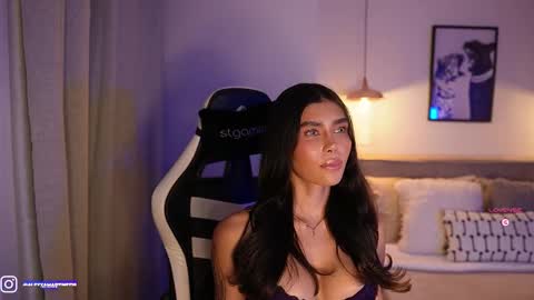 Snapshot of abril_w18 chatting on March 28, 2026, 10:53 pm My name is Alexa. Please say hello I like to chat with you. If you have requests please use tip online show from March 28, 2026, 10:53 pm
