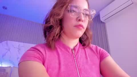 abril online show from June 14, 2026, 2:24 am