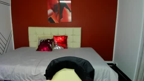 Snapshot of abrillee1 chatting on December 26, 2024, 8:00 pm ABRIL online show from December 26, 2024, 8:00 pm