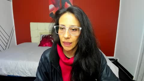 Snapshot of abrillee1 chatting on December 27, 2024, 8:35 am ABRIL online show from December 27, 2024, 8:35 am