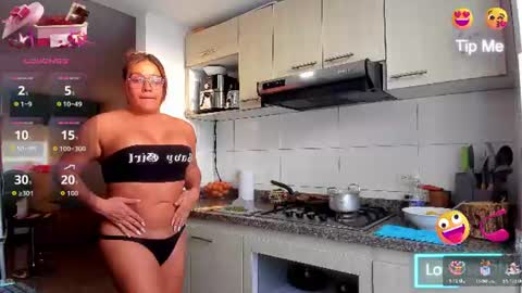 Snapshot of abrilstivenson_ chatting on July 22, 2026, 10:56 pm itis S O F I A online show from July 22, 2026, 10:56 pm