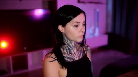 Snapshot of acid_pie chatting on September 10, 2025, 4:29 pm acid_pie online show from September 10, 2025, 4:29 pm