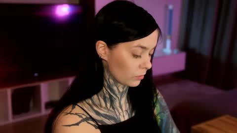 acid_pie online show from February 13, 2026, 7:43 pm