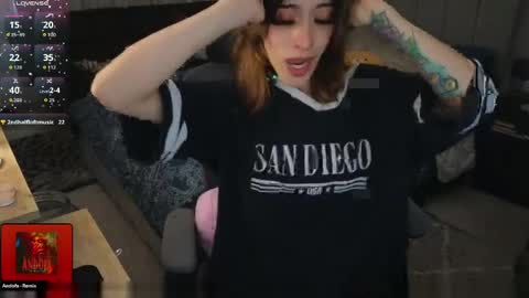 Lana 3 online show from April 18, 2026, 10:43 pm