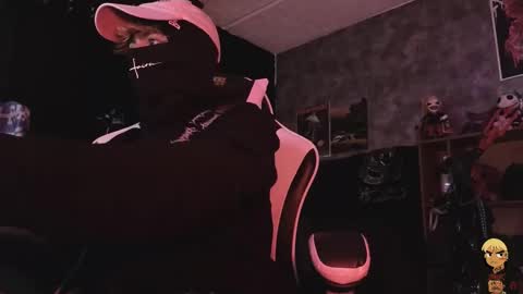 Snapshot of acidmilo chatting on January 6, 2026, 10:34 pm Acid Milo online show from January 6, 2026, 10:34 pm