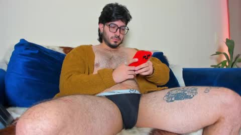 Snapshot of ackerman_eren_ chatting on January 15, 2025, 1:09 pm R. online show from January 15, 2025, 1:09 pm