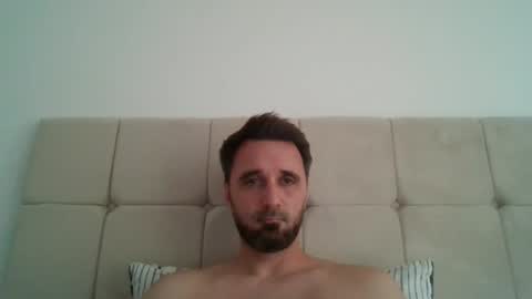 Snapshot of ad14n chatting on September 30, 2025, 11:26 am ad14n online show from September 30, 2025, 11:26 am