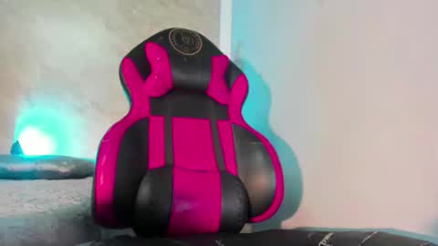 ada_brooke online show from January 8, 2025, 9:42 am