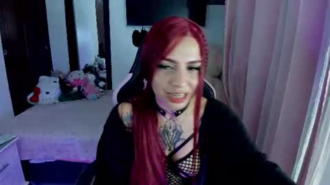 Snapshot of ada_luna01 chatting on July 23, 2026, 6:33 am online show from July 23, 2026, 6:33 am