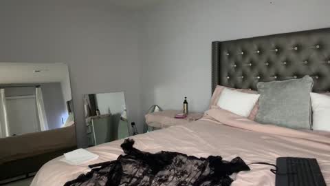 Snapshot of adalinestar chatting on February 3, 2025, 2:03 am Adaline Star Busty Beauty online show from February 3, 2025, 2:03 am
