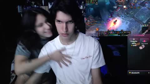 Snapshot of adam_and_abby_ chatting on February 28, 2025, 4:21 am adam and abby online show from February 28, 2025, 4:21 am