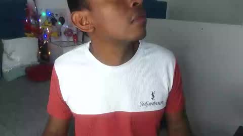 adam_morgan2 online show from November 30, 2025, 8:29 am