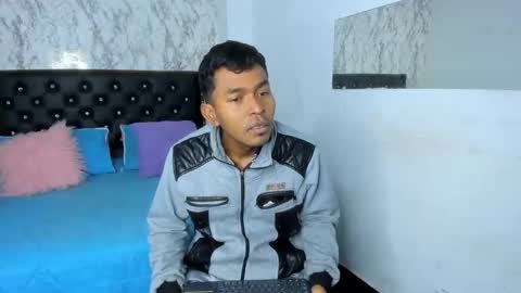 adam_morgan2 online show from January 8, 2026, 1:24 pm