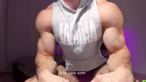 Snapshot of adam_muscle_ chatting on January 16, 2026, 8:24 pm Adam online show from January 16, 2026, 8:24 pm