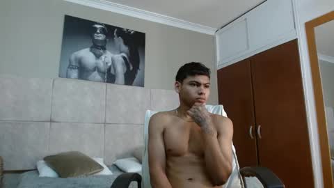 Snapshot of adam_piarse chatting on September 19, 2025, 3:52 am adam_piarse online show from September 19, 2025, 3:52 am