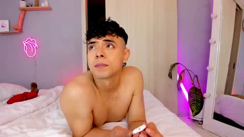 Snapshot of adam_sword4 chatting on January 3, 2025, 6:44 am Alan and Jordan online show from January 3, 2025, 6:44 am