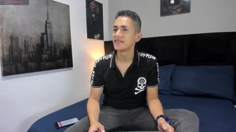 adam_walker_1 online show from March 27, 2026, 2:06 pm