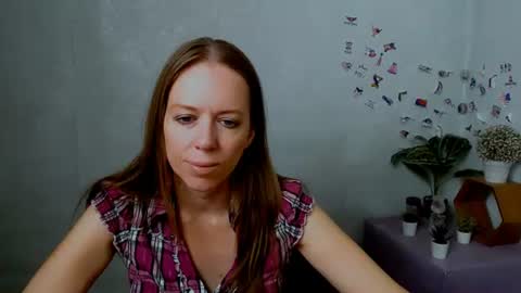 adamais_ online show from July 5, 2026, 4:41 am