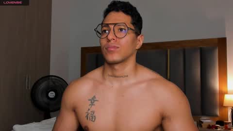 adambrocs1 online show from March 10, 2025, 8:37 am