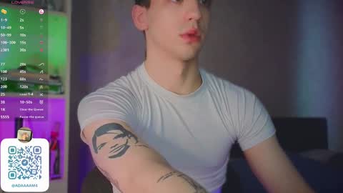 Snapshot of adampolerno chatting on March 10, 2025, 11:32 am Hi Im Adam Glad to see u here 3 And its my first day online show from March 10, 2025, 11:32 am