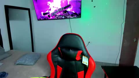 Adams online show from September 26, 2025, 11:20 pm