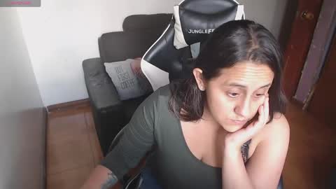 Snapshot of adams_mel chatting on May 3, 2026, 6:47 pm adams_mel online show from May 3, 2026, 6:47 pm