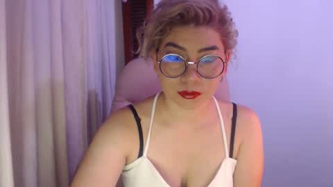 adan_romanoff online show from April 11, 2026, 7:56 am