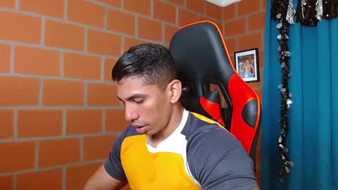 Adan Sin online show from January 2, 2025, 10:22 pm