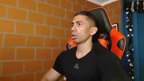 Adan Sin online show from January 10, 2025, 3:58 pm