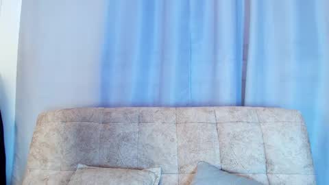  Adara Johnson  online show from November 2, 2025, 11:45 am