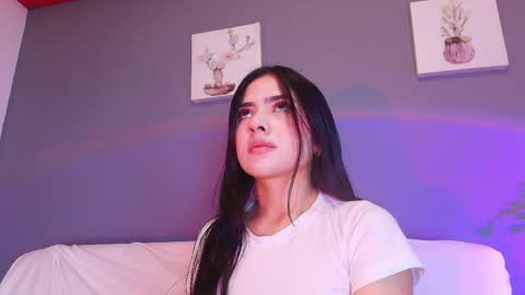 Snapshot of adara_johnson_ chatting on April 1, 2026, 11:44 am Adara Johnson online show from April 1, 2026, 11:44 am