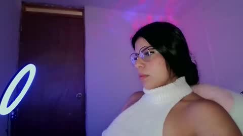 Snapshot of adararouse1 chatting on February 16, 2026, 7:43 pm Adara online show from February 16, 2026, 7:43 pm