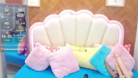 adarose_ online show from June 3, 2026, 10:59 pm