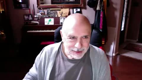 Snapshot of add_me_2 chatting on December 3, 2025, 6:17 pm add_me_2 online show from December 3, 2025, 6:17 pm