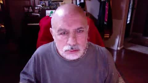 Snapshot of add_me_2 chatting on December 4, 2025, 8:06 pm add_me_2 online show from December 4, 2025, 8:06 pm