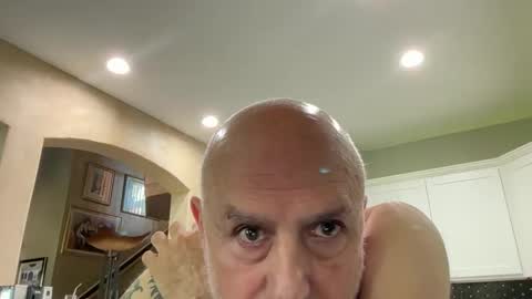 add_me_2 online show from May 2, 2026, 3:17 pm