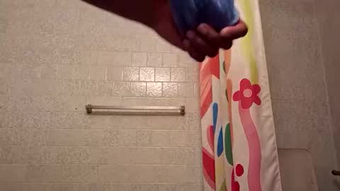 Snapshot of addctdtohenny chatting on February 28, 2026, 5:19 am addctdtohenny online show from February 28, 2026, 5:19 am