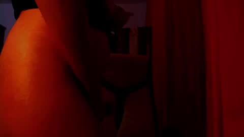 amy        online show from February 5, 2025, 11:50 pm