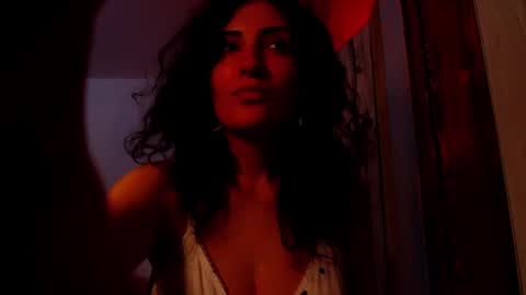 amy        online show from March 10, 2025, 2:05 pm