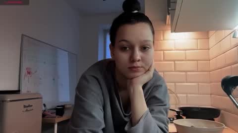 Addy online show from November 27, 2025, 10:28 am