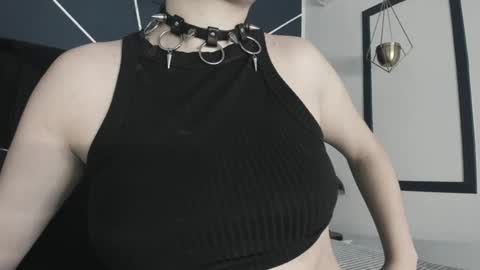 Ade  online show from February 6, 2025, 7:51 pm